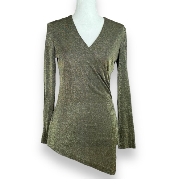 Richard Warren Black & Metallic Gold V-Neck Asymmetrical Hem Side Gathered Top - Picture 9 of 9